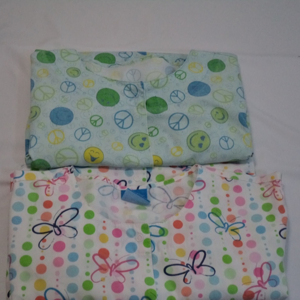 Scrub Jackets Bundle Of 2 Size L-XL